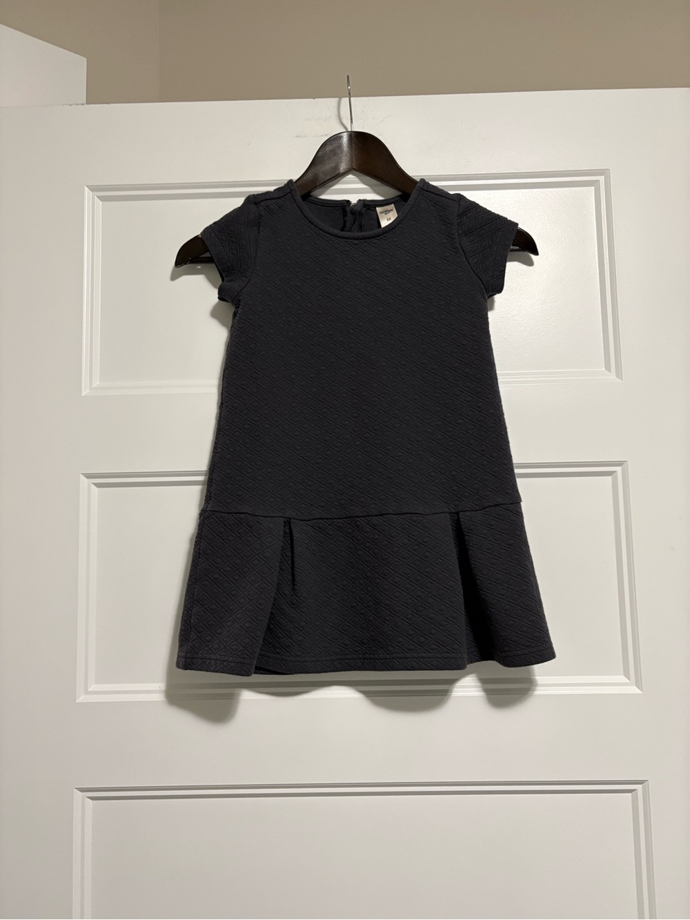 Genuine Kids Oshkosh Little Girls Black Ruffle Hem Short Sleeve Dress 6x